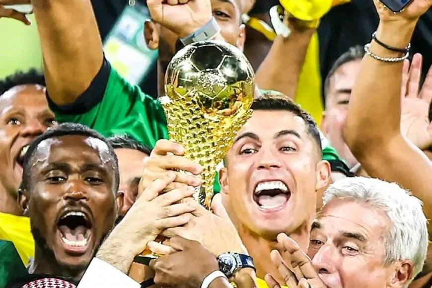 Cristiano Ronaldo yatwaye Igikombe  cya mbere muri Al Nassr _ AMAFOTO
