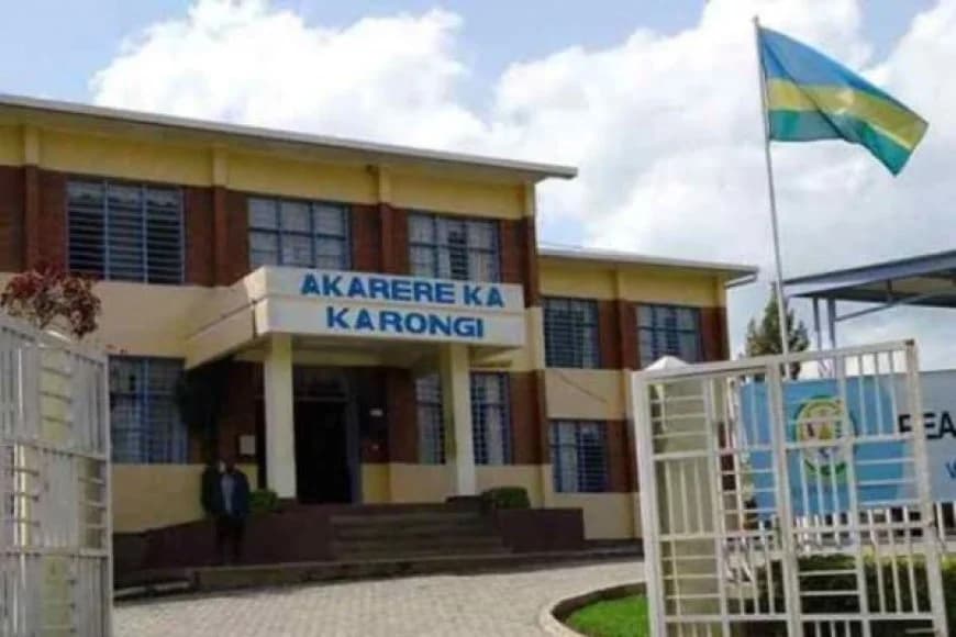 Karongi: Abasore 2 basanzwe mu nzu bapfuye hakekwa imbabura