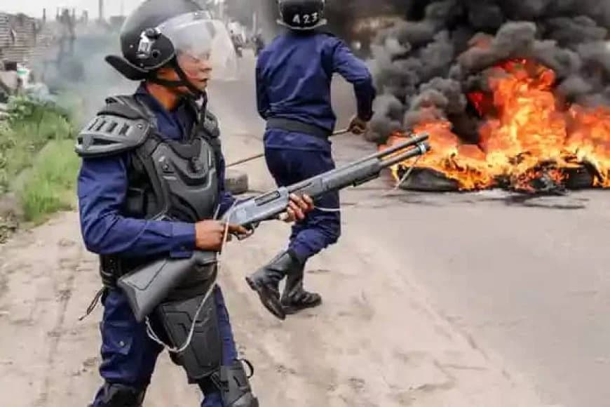 Kinshasa: Police fired tear gas at election protesters
