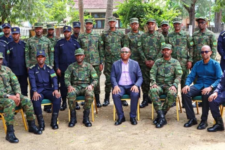 Rwandan troops in Mocimboa da Praia visited by Ambassador Ndamage