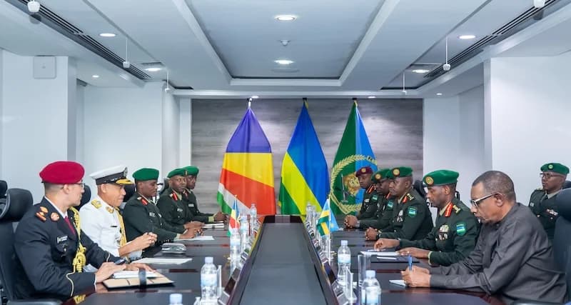 Rwanda defence force, Seychelles people’s defence forces discuss enhancing bilateral cooperation