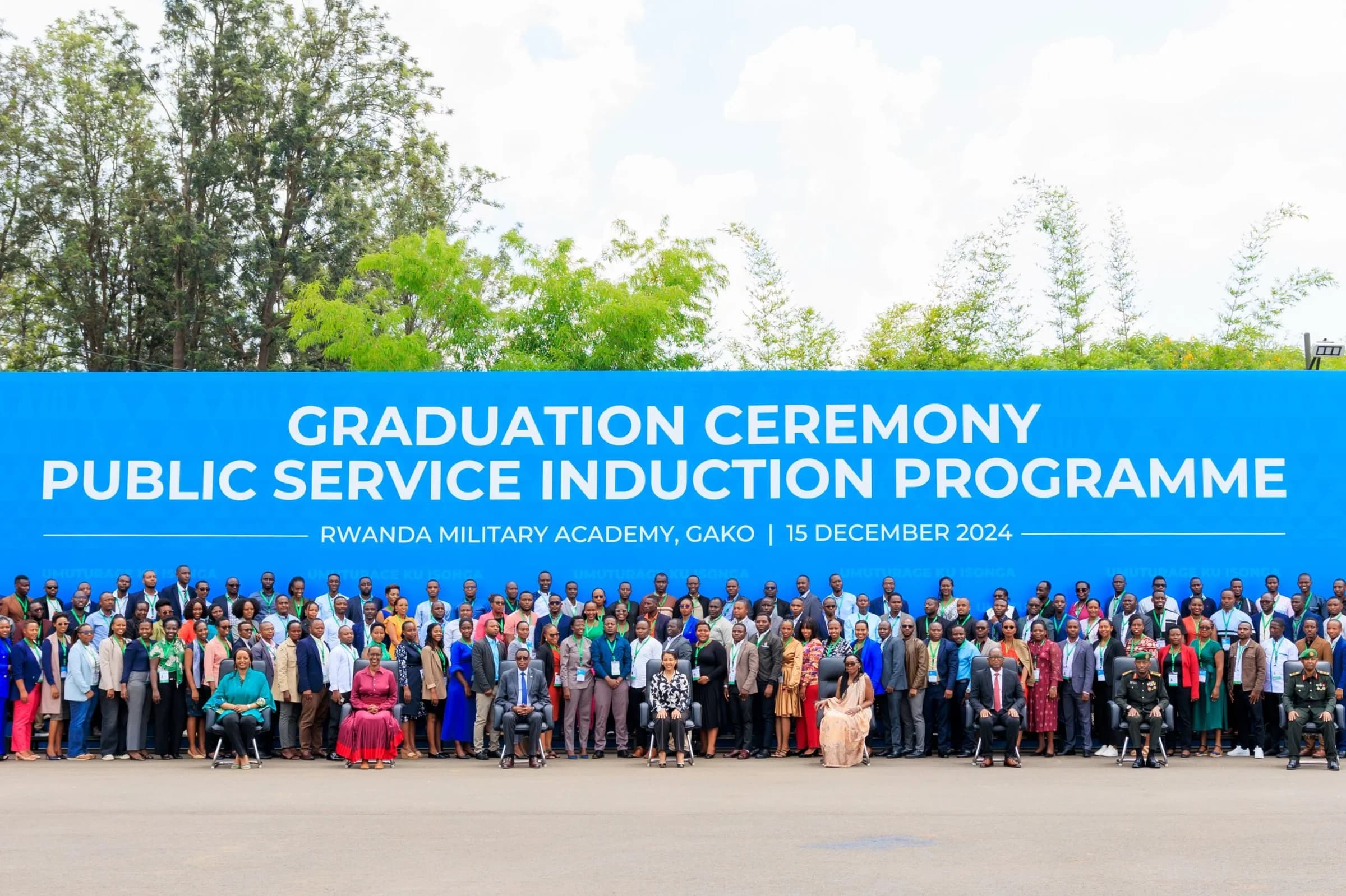 957 Public Servants Graduate from National Induction Programme