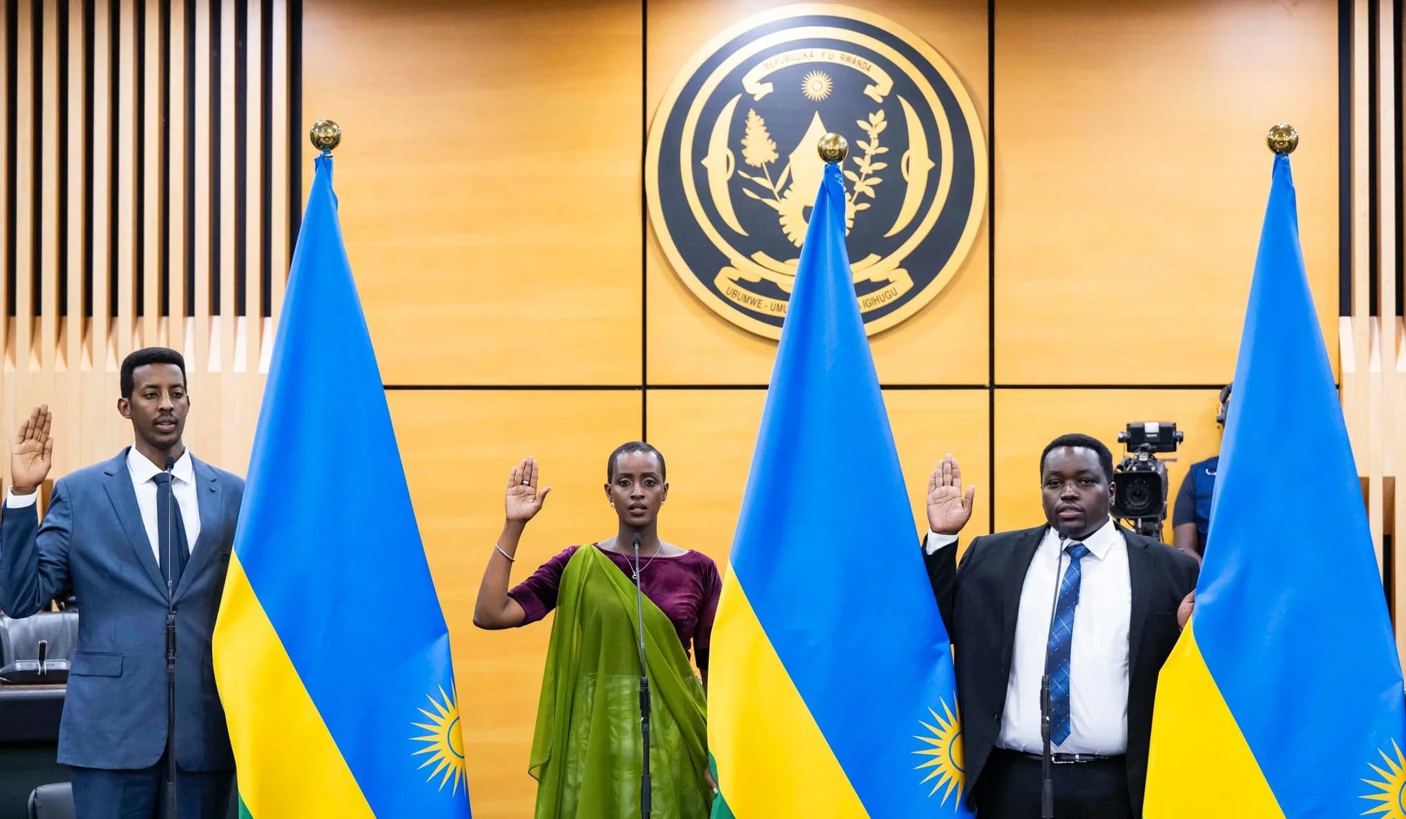 Perezida Kagame yibukije abayobozi bashya ko kurahira atari umugenzo gusa