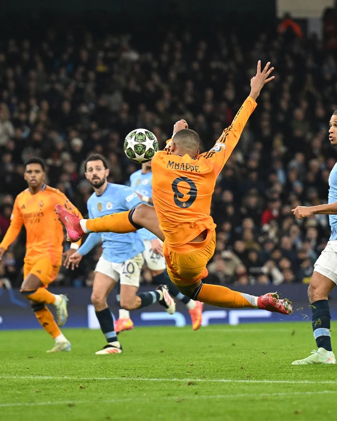 UEFA Champions League: Real Madrid Stun Manchester City as PSG, Juventus, and Dortmund Dominate