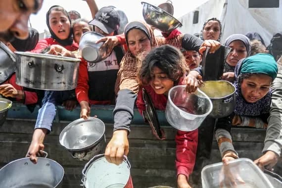 290,000 Children in Gaza on the Brink of Death due to Israel's Blockade. Gaza's Death Toll Rises