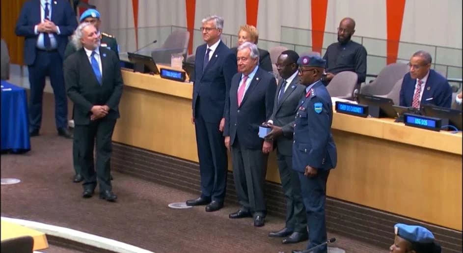 Two Rwandan peacekeepers honoured with the Dag Hammarskjöld Medal