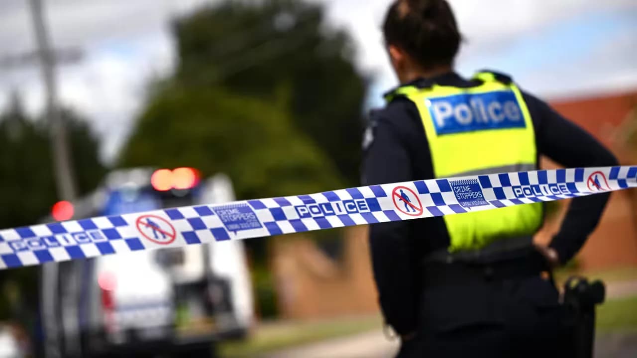 A Machete Fight at Melbourne Shopping Centre Triggers Lockdown, One Man Seriously Injurred