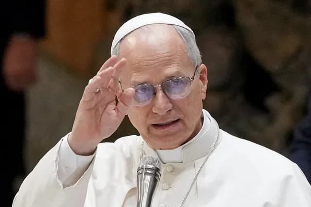 Pope Leo weighs invitation to join Trump’s “Board of Peace” initiative