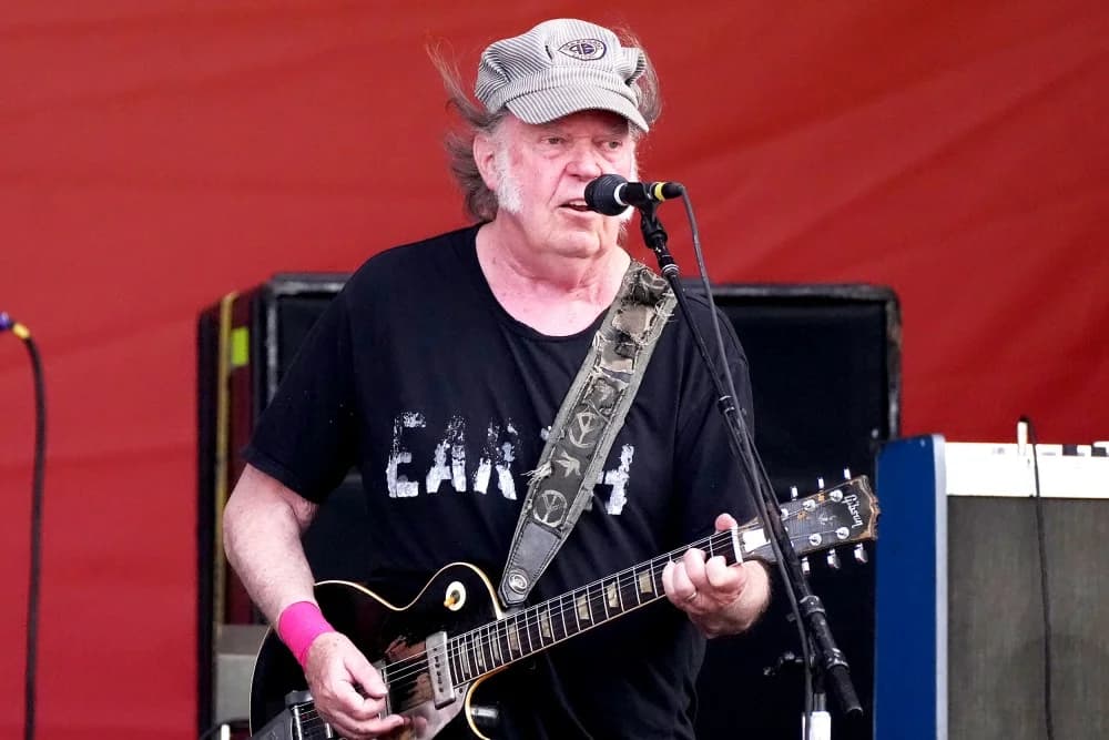 Neil young gifts entire music catalog to Greenland amid trump annexation tensions