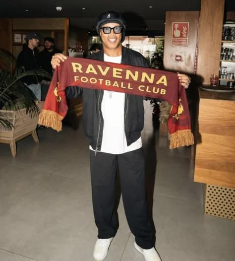 Ronaldinho yagiranye amasezerano na Ravenna fc