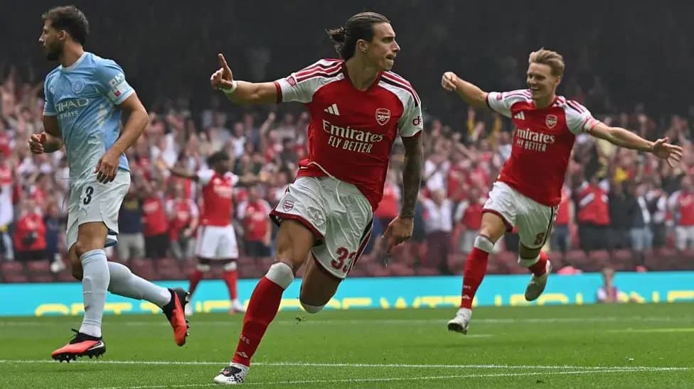 Arsenal Thrash Manchester City 3-0 to Lift Community Shield