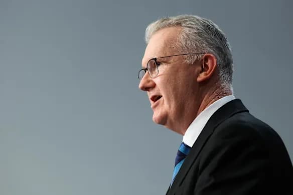 Australia’s Labor Government Faces Warnings Over Planned Migration Reforms