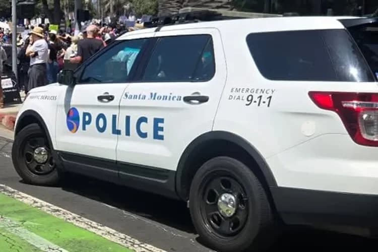 Umugabo n’Umugore Basanzwe Bapfuye mu Rugo i Santa Monica