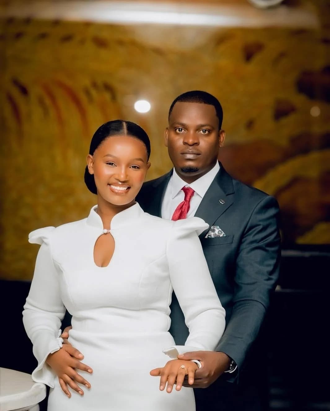 Mu gihe gatanya ya Vestine na Idrissa yageze mu nkiko, amashusho y’ubukwe bwabo yakuwe kuri YouTube