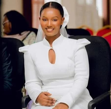 Ishimwe Vestine : Nyuma y’amasaha 5 ashyize hanze ibaruwa ivuga ku “butayu” umuntu ashobora kunyuramo nyuma yo kurangiza amashuri
