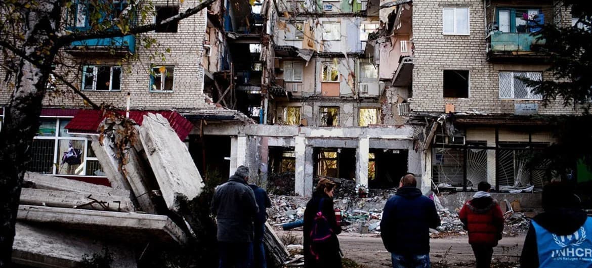 Escalating Tensions: Russian Attacks Leave Death and Destruction in Eastern Ukraine
