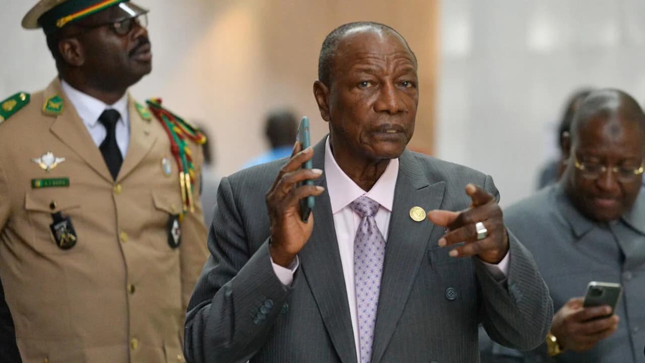 Guinea's Alpha Conde to seek third term as president despite mass protests - France 24