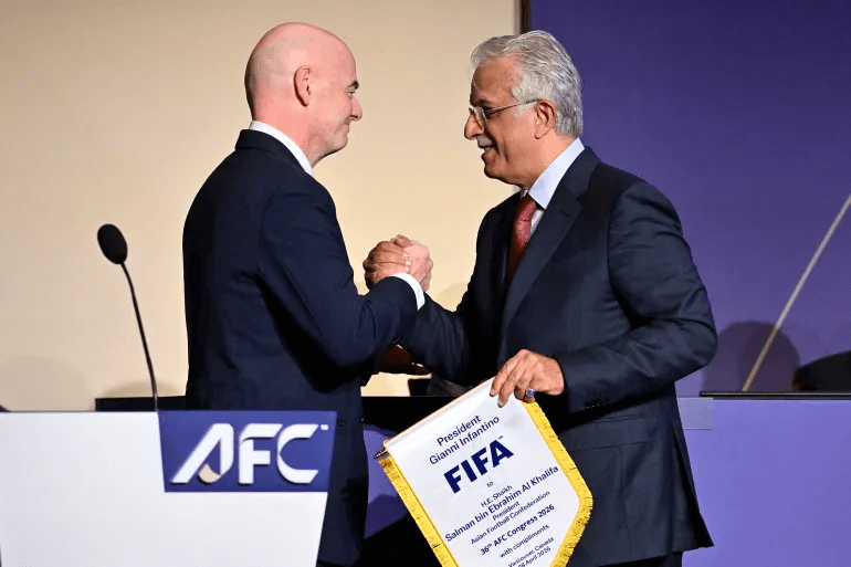 AFC ntiratangaza niba izashyigikira Gianni Infantino ushaka kongera gutorerwa kuyobora FIFA muri manda ya kane mu matora ateganyijwe muri Werurwe 2027. Amajwi y’ibihugu 47 bigize iri shyirahamwe ashobora kugira uruhare rukomeye mu kugena uzayobora umupira w’amaguru ku isi.