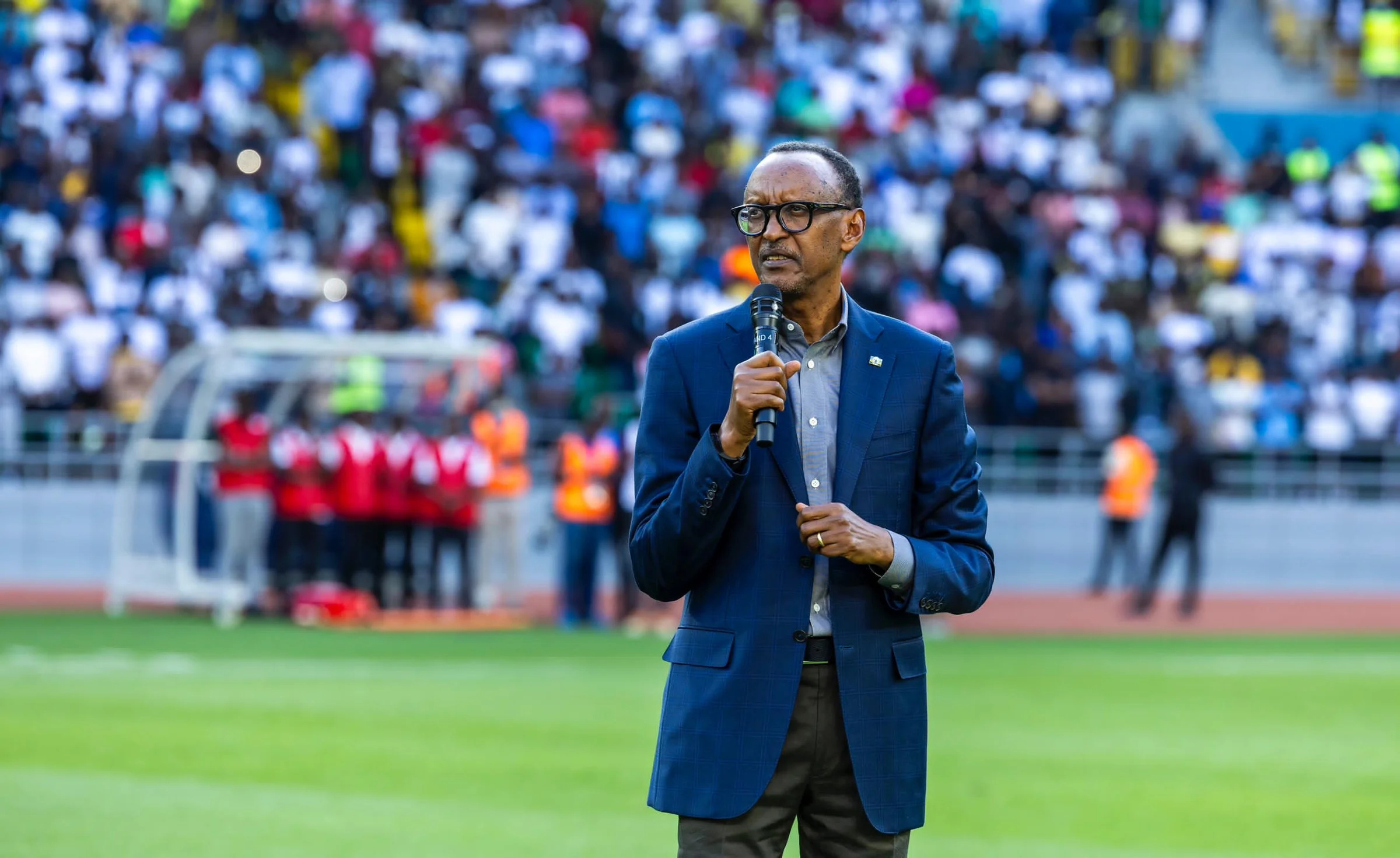 Perezida Kagame Paul yafunguye Ku mugaragaro Sitade Amahoro - Hobe News